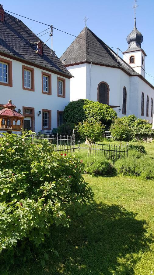 Ferienwohnung Altes Pfarrhaus Mit Flair Und Moselblick Brauneberg Εξωτερικό φωτογραφία