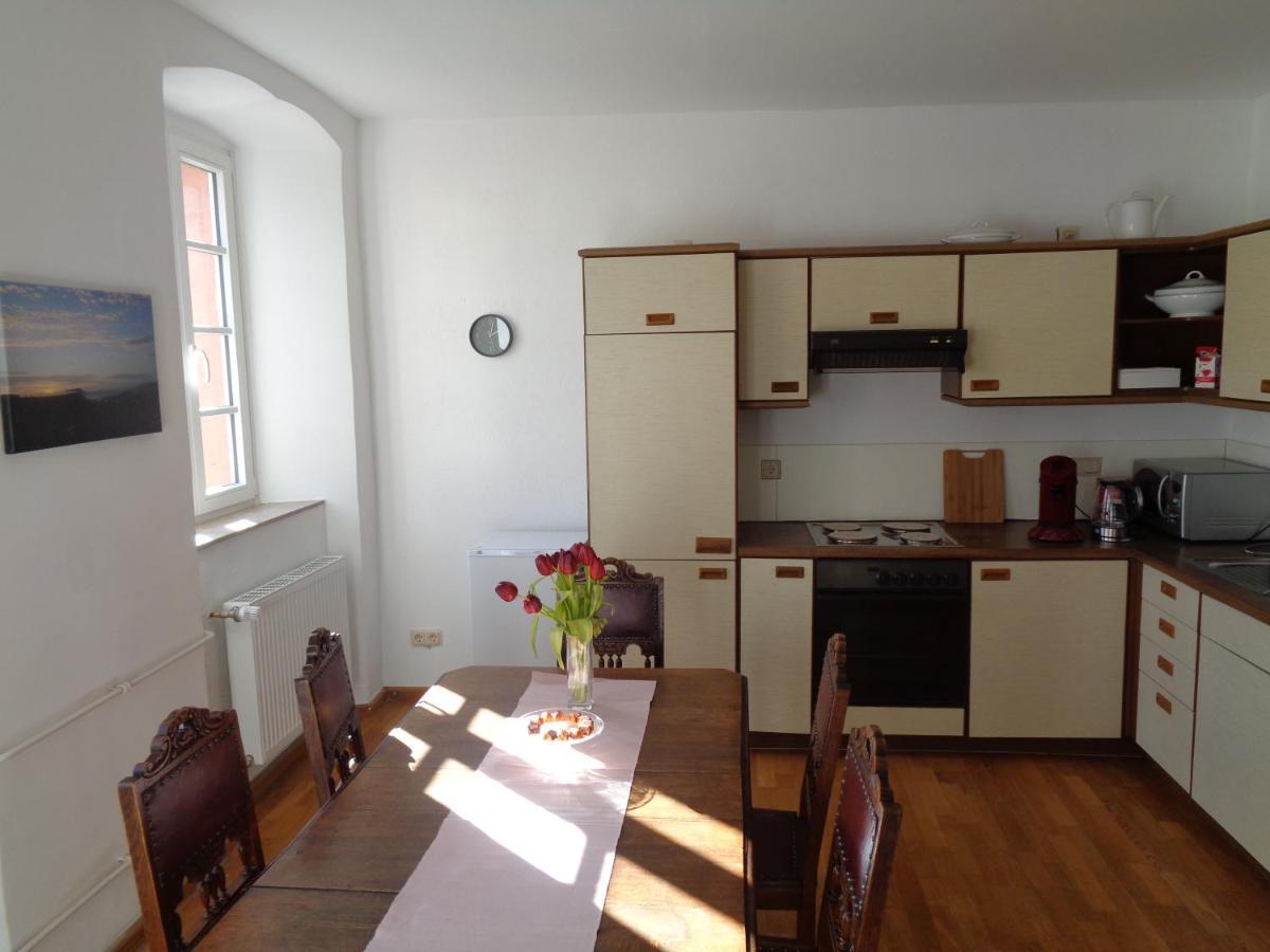Ferienwohnung Altes Pfarrhaus Mit Flair Und Moselblick Brauneberg Εξωτερικό φωτογραφία